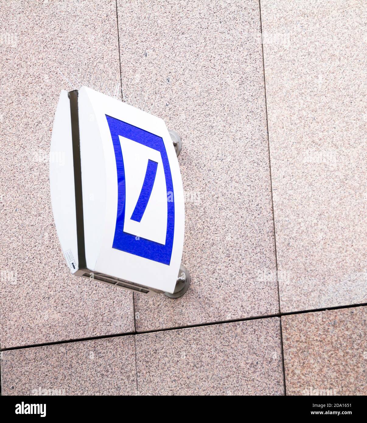 DEUTSCHE Bank logo, Germany.Deutsche Bank AG is a German global banking ...