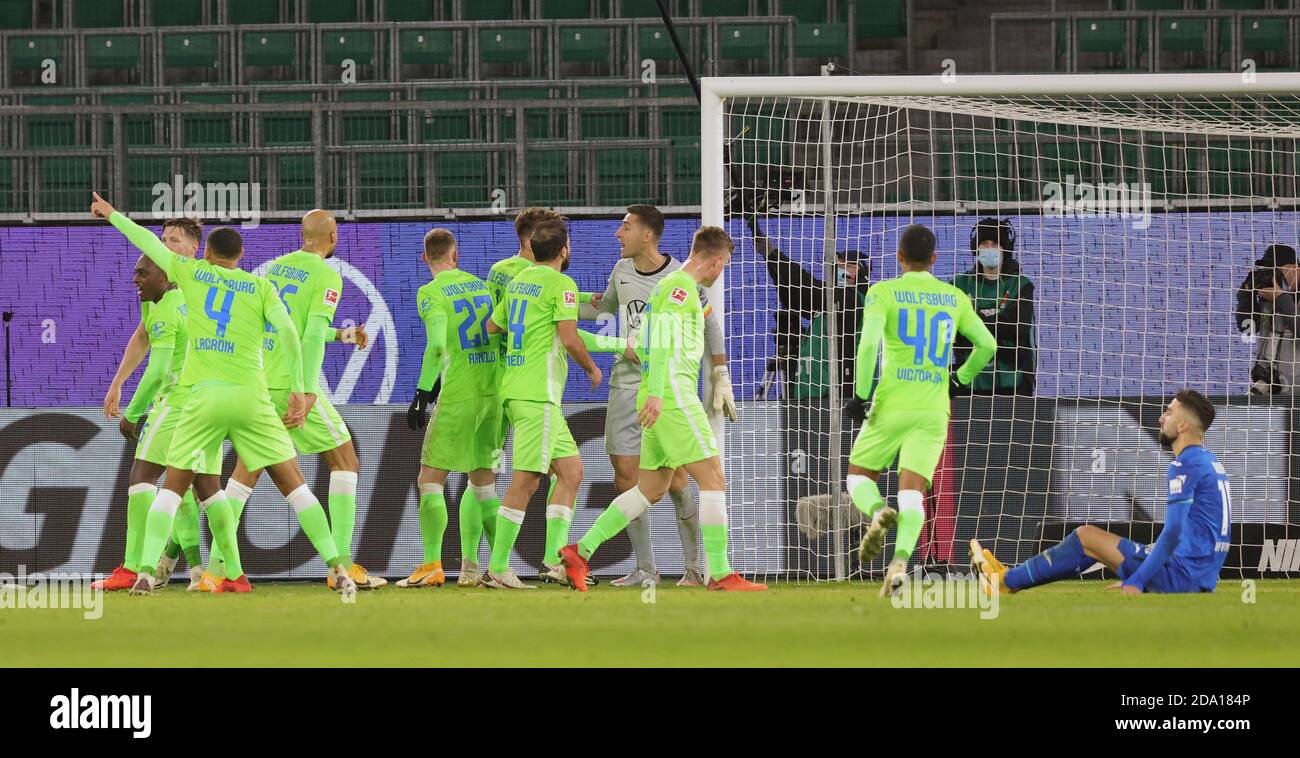 Stuttgart free kick hits the crossbar : r/VfBStuttgart