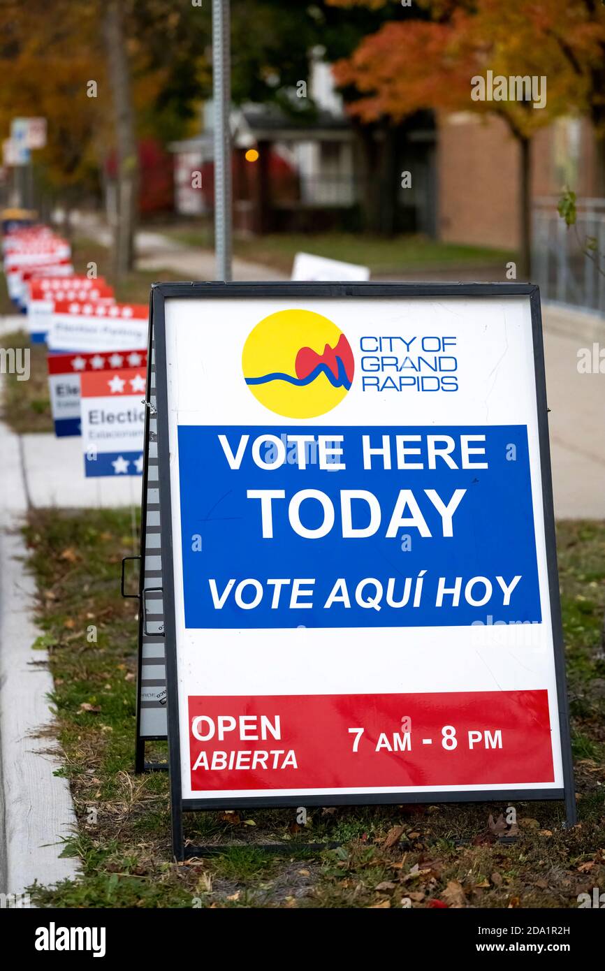 Grand Rapids, Michigan, November 3, 2020: A 'vote here today' sign outside a polling station on Election Day. Stock Photo