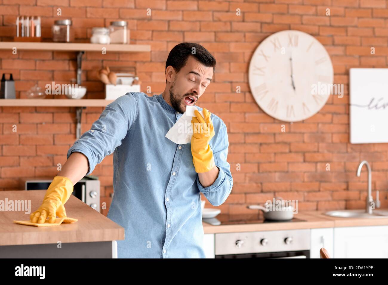 Chemical reaction cleaning home hi-res stock photography and images - Alamy