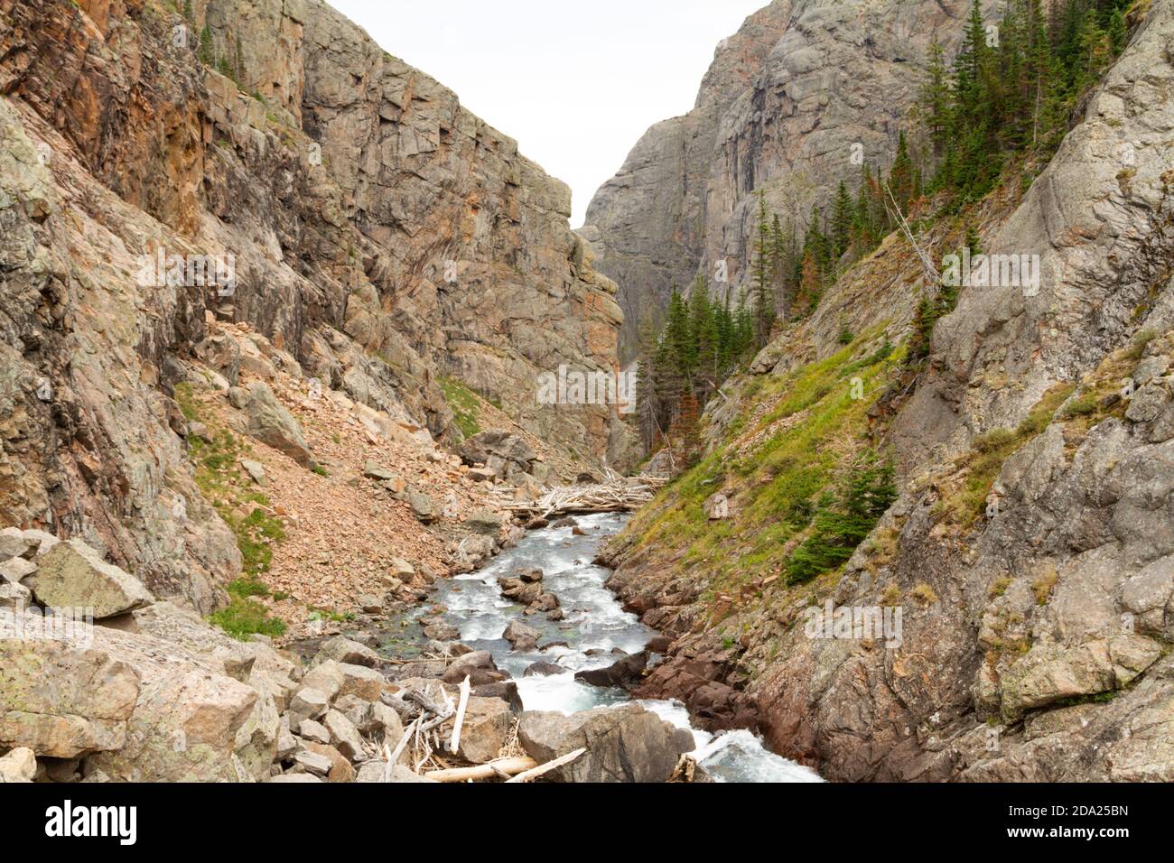East Rosebud Creek flowing out of Rimrock Lake in the Bearthooth Mountains, Montana, USA. Stock Photo