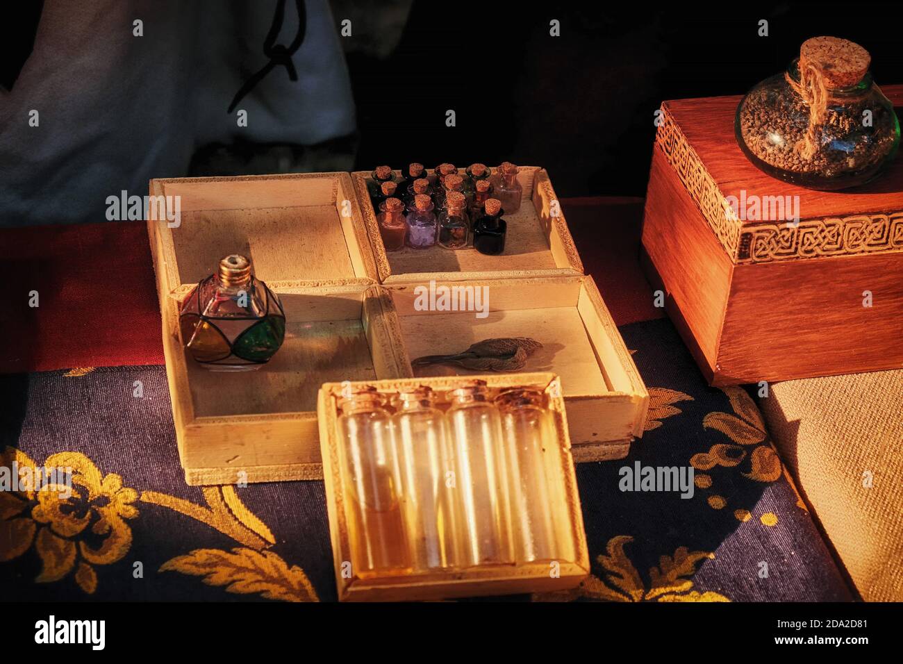 Creating paints from natural ingredients in the old days. Flasks and