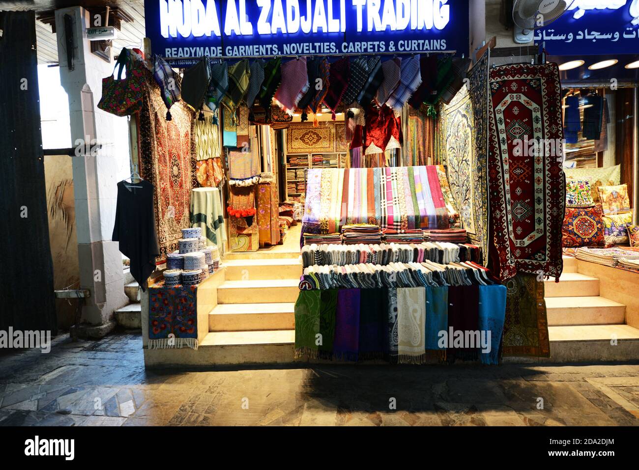 Readymade garment shop hi-res stock photography and images - Alamy
