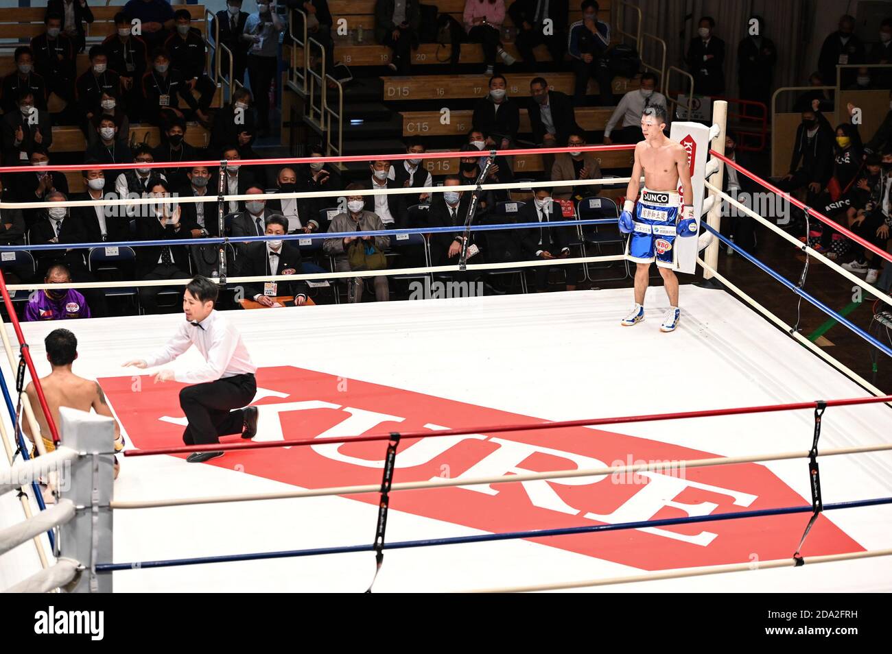 R L Junto Nakatani Jpn Giemel Magramo Phi Novemver 6 Boxing Vacant Wbo World Fly Title Bout At Korakuen Hall In Tokyo Japan Credit Hiroaki Yamaguchi Aflo Alamy Live News Stock Photo Alamy
