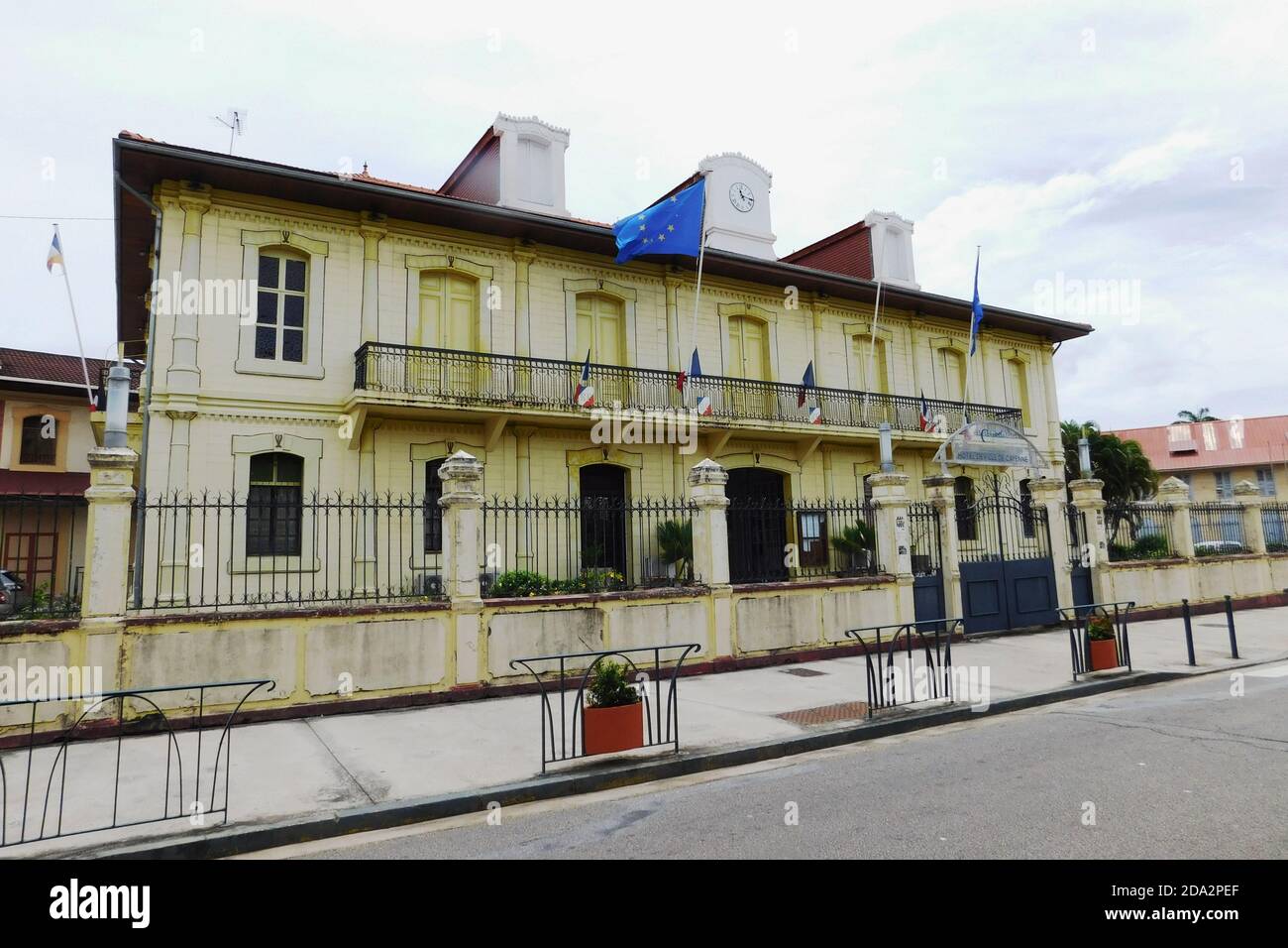 Guyana french house hires stock photography and images Alamy