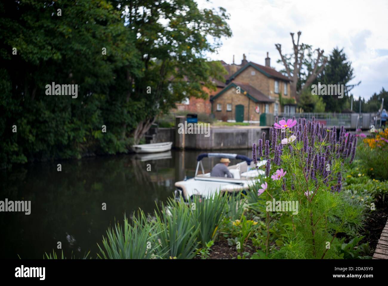 Maidenhead, Berkshire, UK., Wednesday, 02/09/2020, Thames Path
