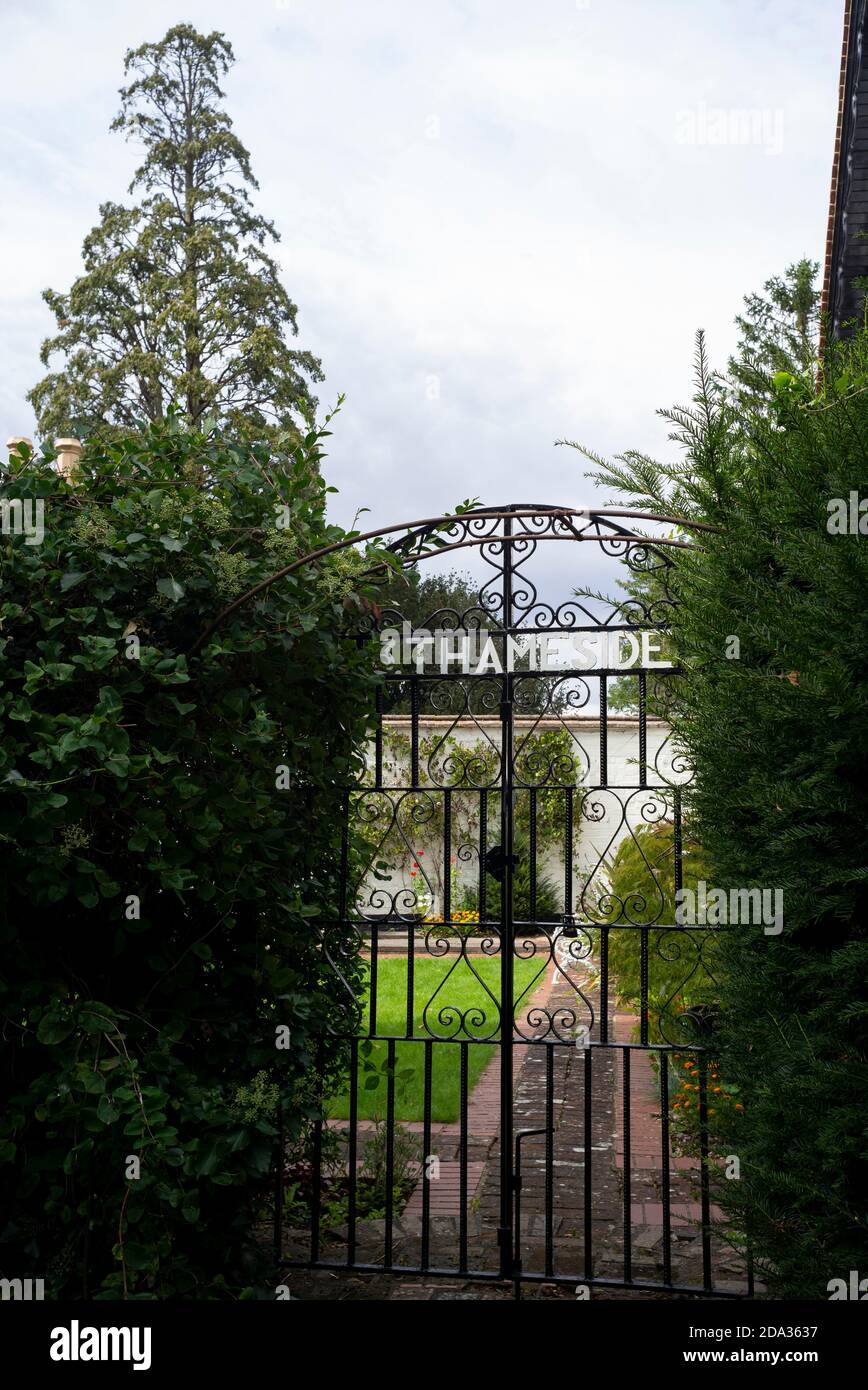 Wrought iron gate no 3 thameside hires stock photography and images