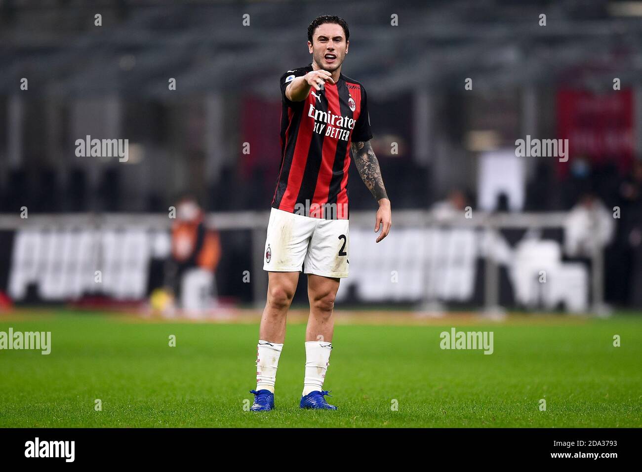 Milan, Italy. 08th Nov, 2020. MILAN, ITALY - November 08, 2020: Davide Calabria of AC Milan gestures during the Serie A football match between AC Milan and Hellas Verona. The match ended 2-2 tie. (Photo by Nicolò Campo/Sipa USA) Credit: Sipa USA/Alamy Live News Stock Photo