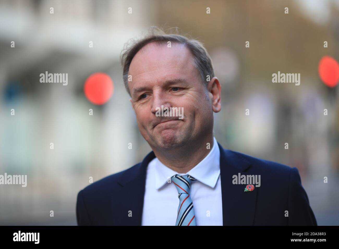Nhs chief executive sir hi-res stock photography and images - Alamy