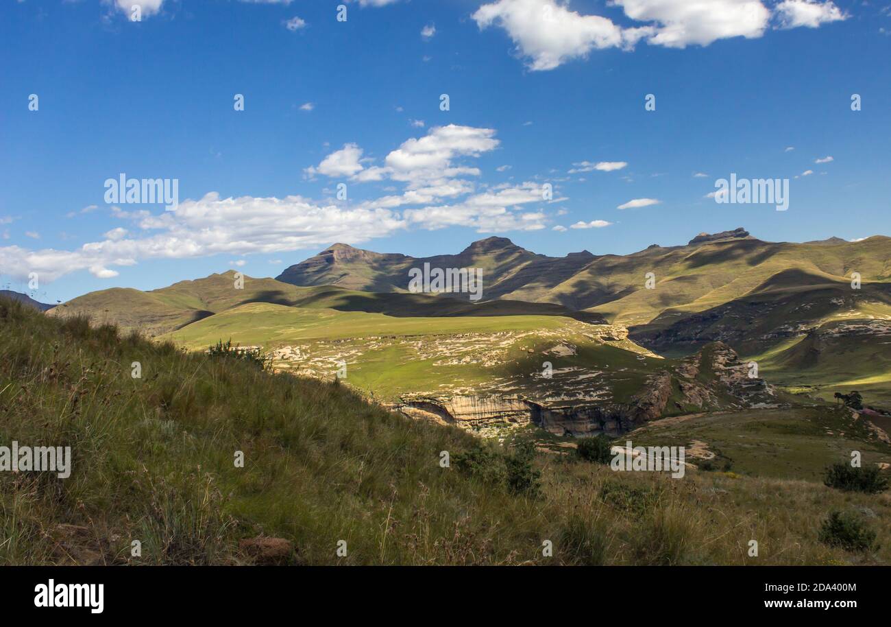 View towards Generaalskop, the highest peak in the Golden Gate Highlands National Park in South Africa, on a clear sunny day Stock Photo