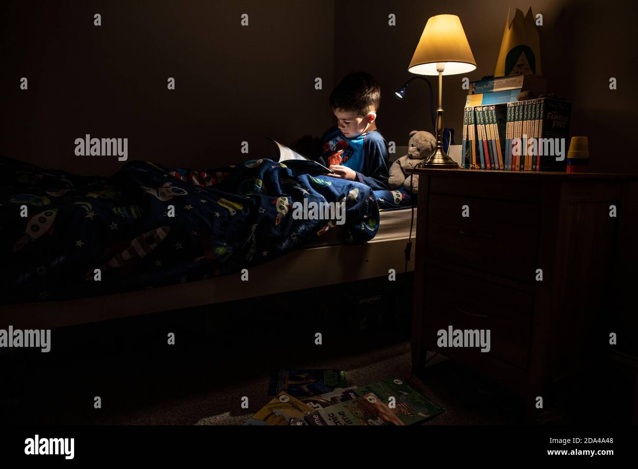 6 year old boy and bedtime hires stock photography and images Alamy