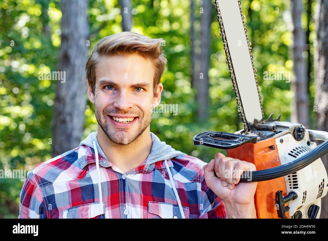 Lumberjack chainsaw shirt hires stock photography and images Alamy