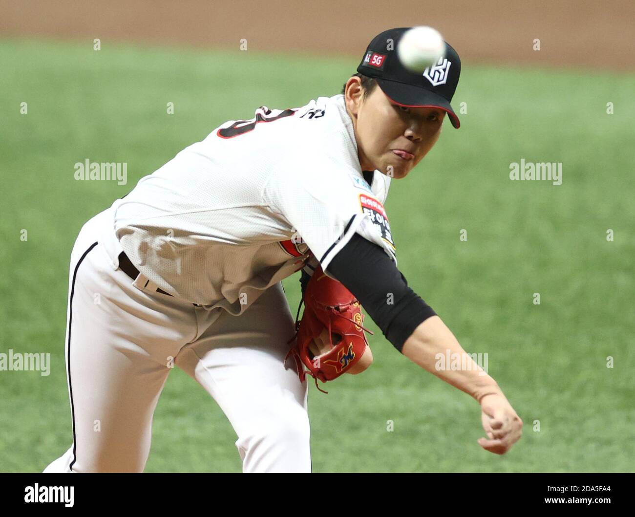 10th Nov, 2020. KBO postseason series So Hyeong-jun of the KT Wiz pitches  against the Doosan Bears in the top of the first inning of Game 1 of the  Korea Baseball Organization