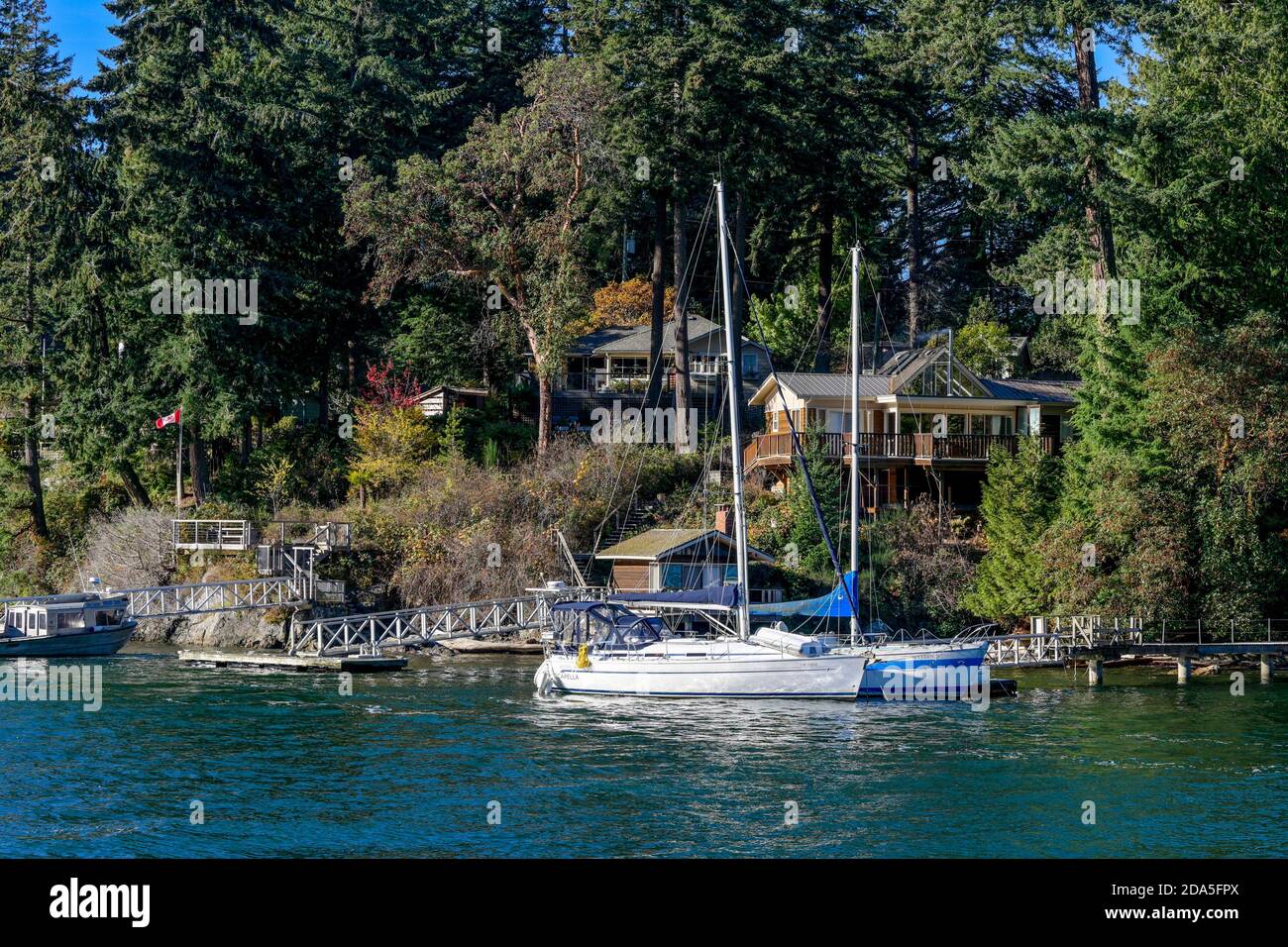 Cottages and boats, Snug Cove, Bowen Island, British Columbia, Canada Stock Photo Alamy