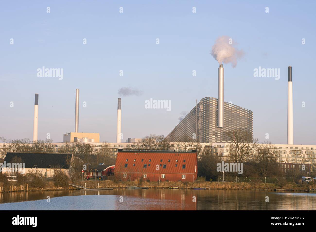 COPENHILL RECYCLING PLANT AND CITYSCAPE FROM COPENHAGUE, DENMARK, MARCH, 2019 Stock Photo