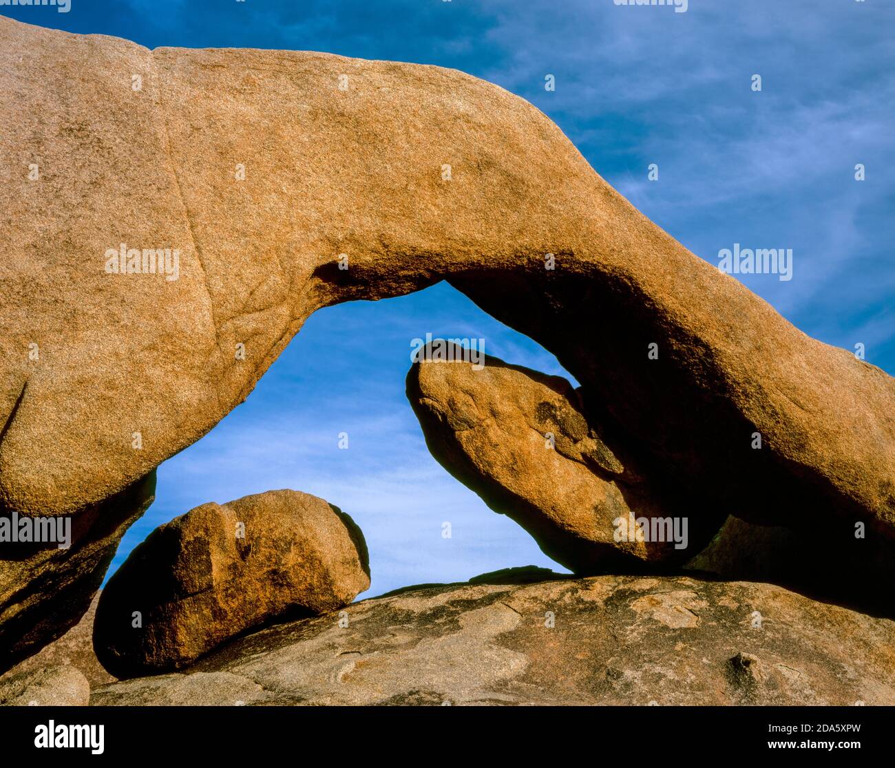 Arch Rock, Joshua Tree National Park, California Stock Photo Alamy