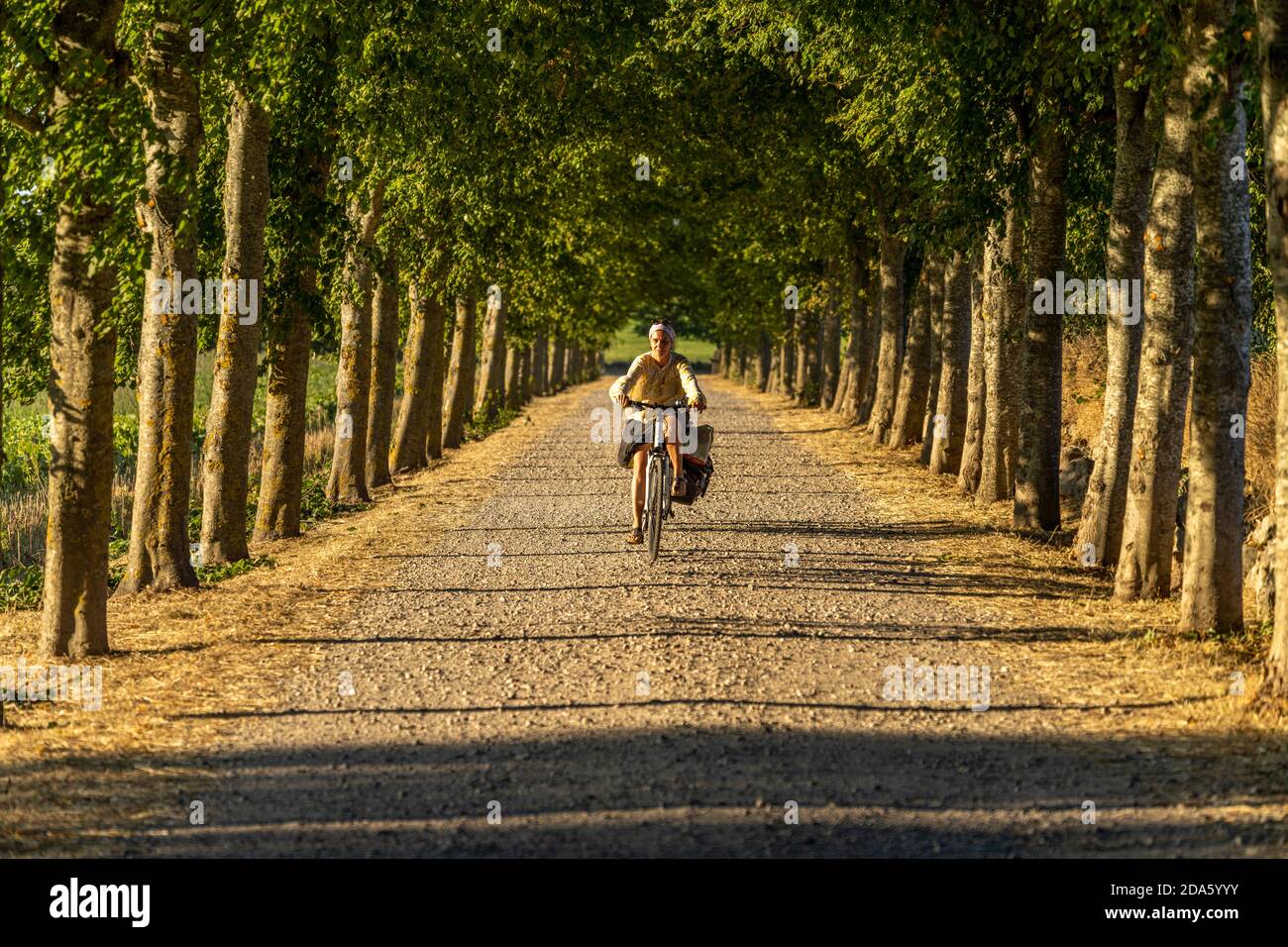 Fahrrad Fahren High Resolution Stock Photography and Images - Alamy