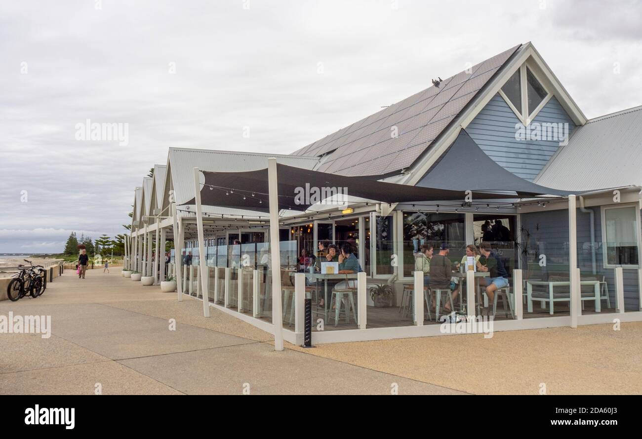 Alfresco dining at Goose Restaurant on Foreshore Busselton Western
