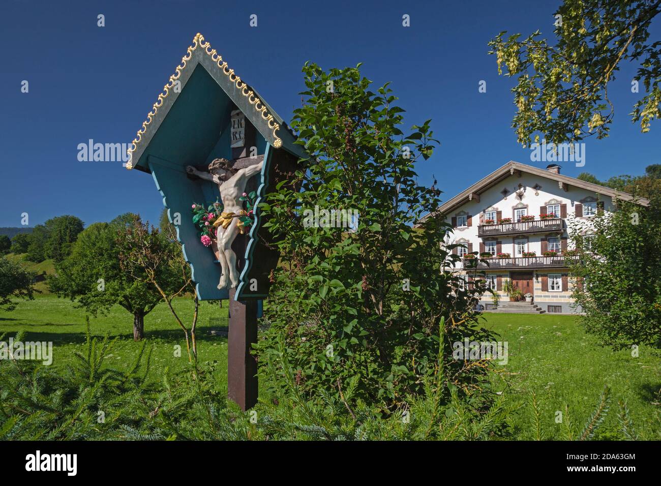 geography / travel, Germany, Bavaria, Lenggries, wayside cross in front of farmhouse in, Additional-Rights-Clearance-Info-Not-Available Stock Photo