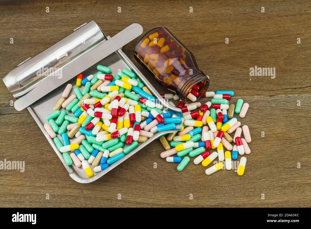 Counting tray hi-res stock photography and images - Alamy