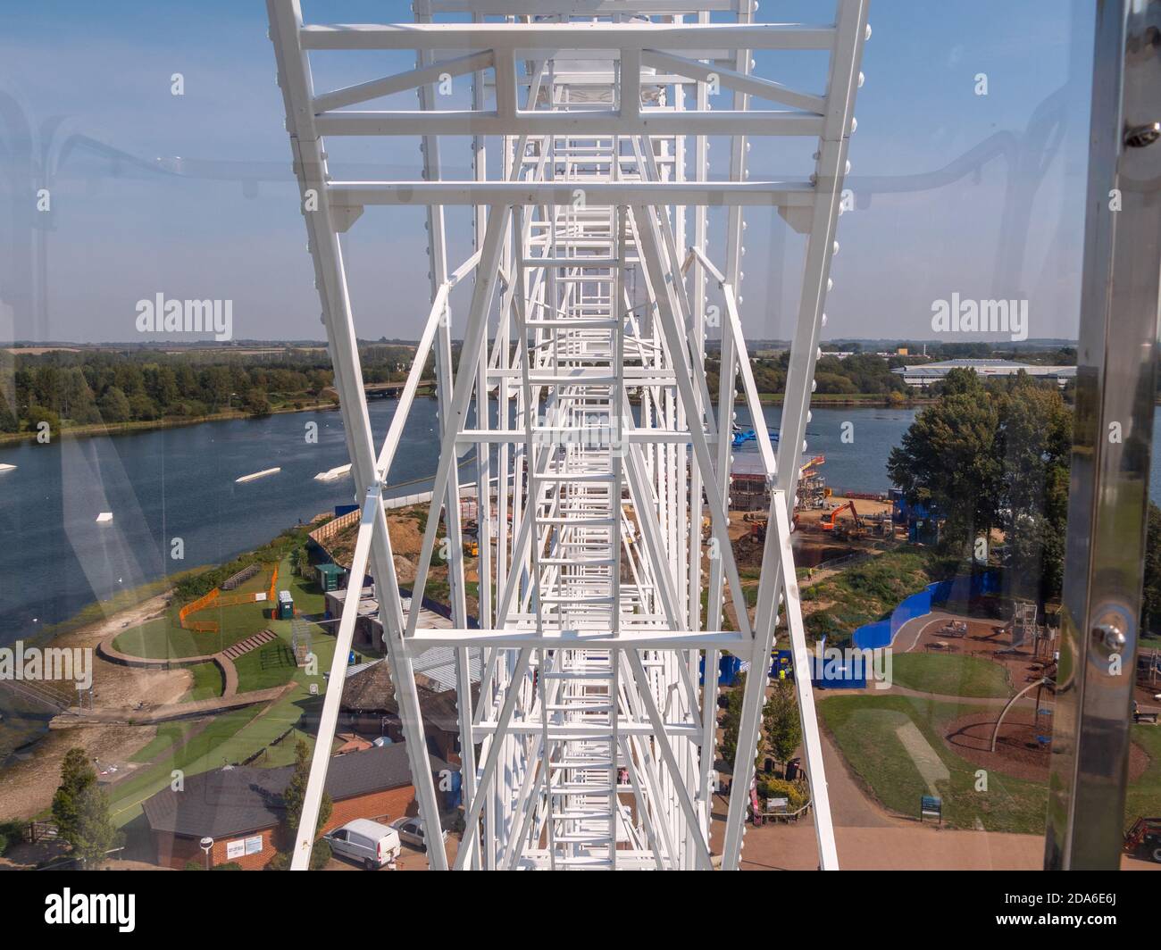 The WowMK Observation Wheel at Willen Lake in Milton Keynes Stock Photo