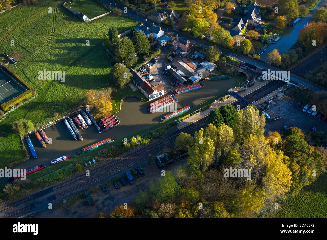 The Wharf and Oxford Canal at Lower Heyford, Oxfordshire,England Stock Photo