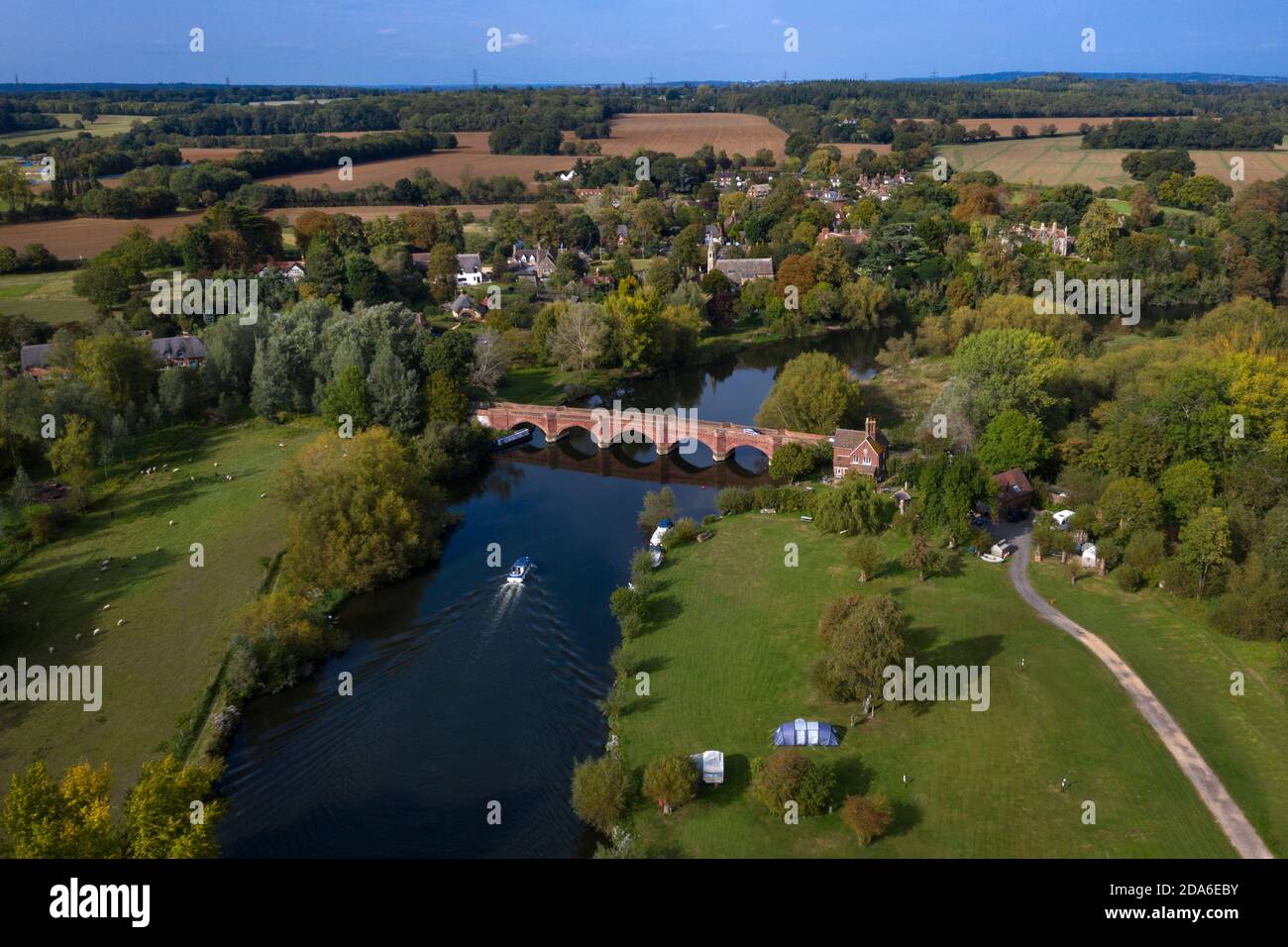 Thames River and Bridge with Village of Clifton Hampden, Oxfordshire Stock Photo
