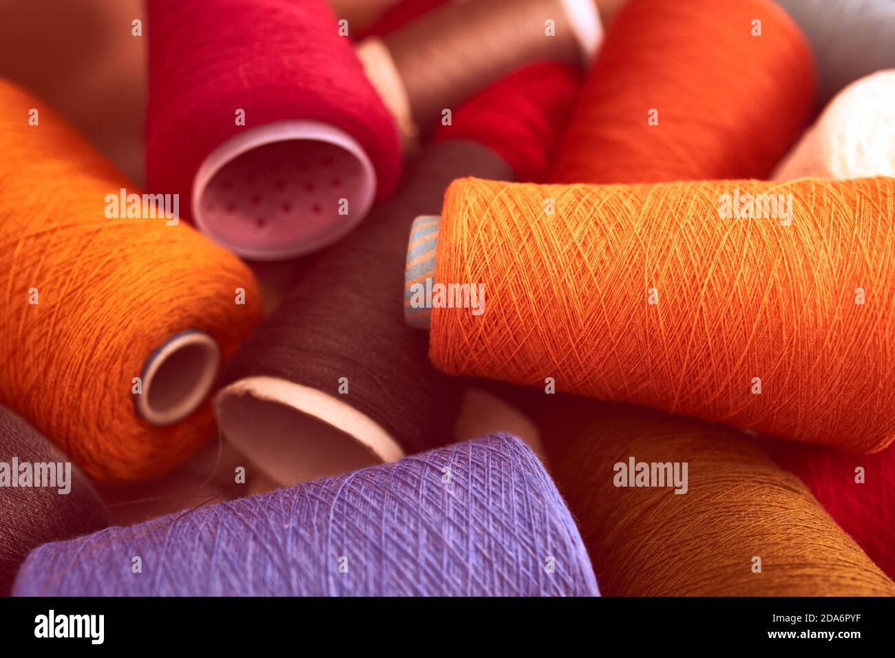 Wool threads hi-res stock photography and images - Alamy