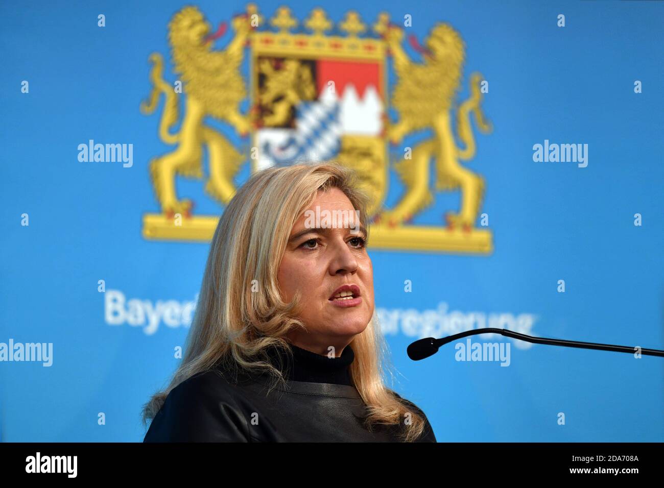 Huml Munich, Deutschland. 10th Nov, 2020. Melanie HUML (Minister of Health ...