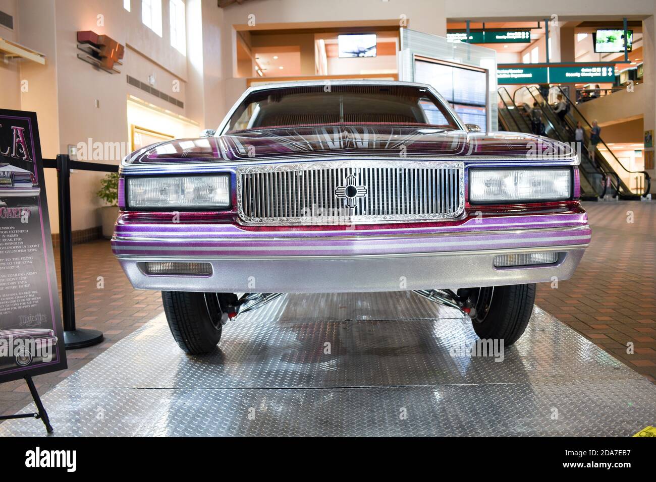 Lowriders hi-res stock photography and images - Alamy