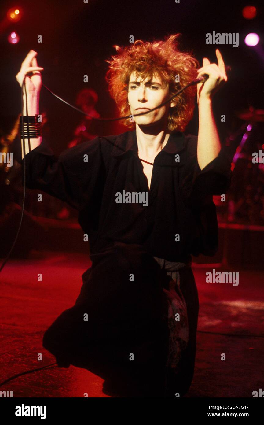 Richard Butler from The Psychedelic Furs live at Hammerswithh Odeon