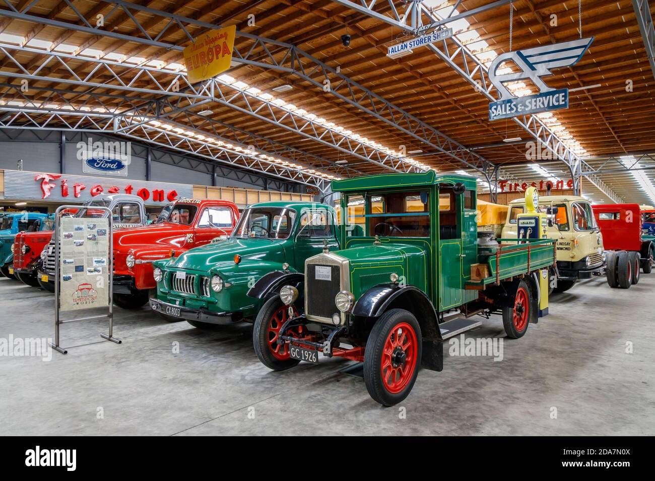 68 Awesome Antique cars cruise night harbor freight sarasota for iPad Wallpaper