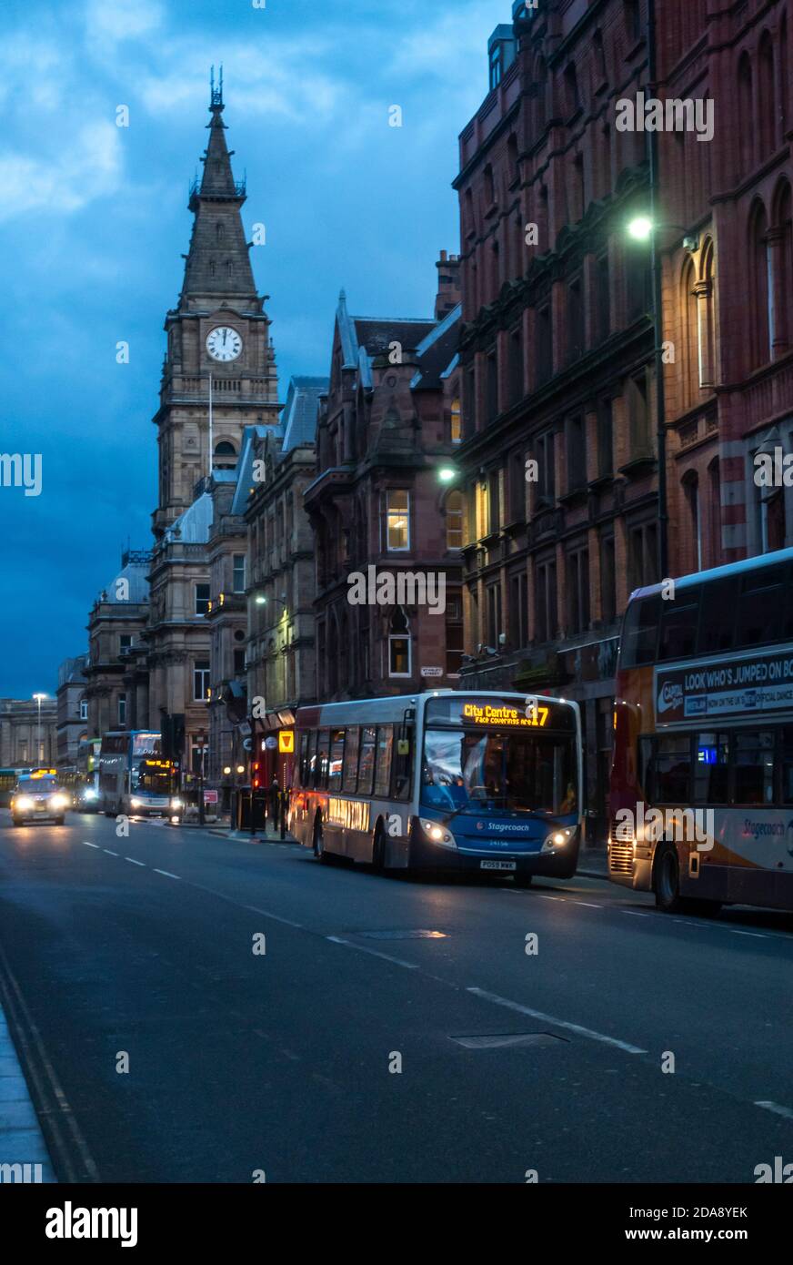 Bus stop at night on Dale Street, Liverpool Stock Photo