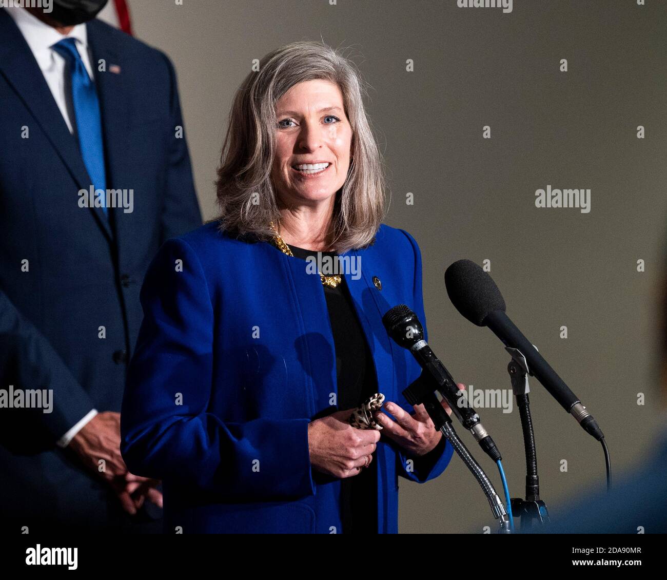 Joni ernst hi-res stock photography and images - Alamy
