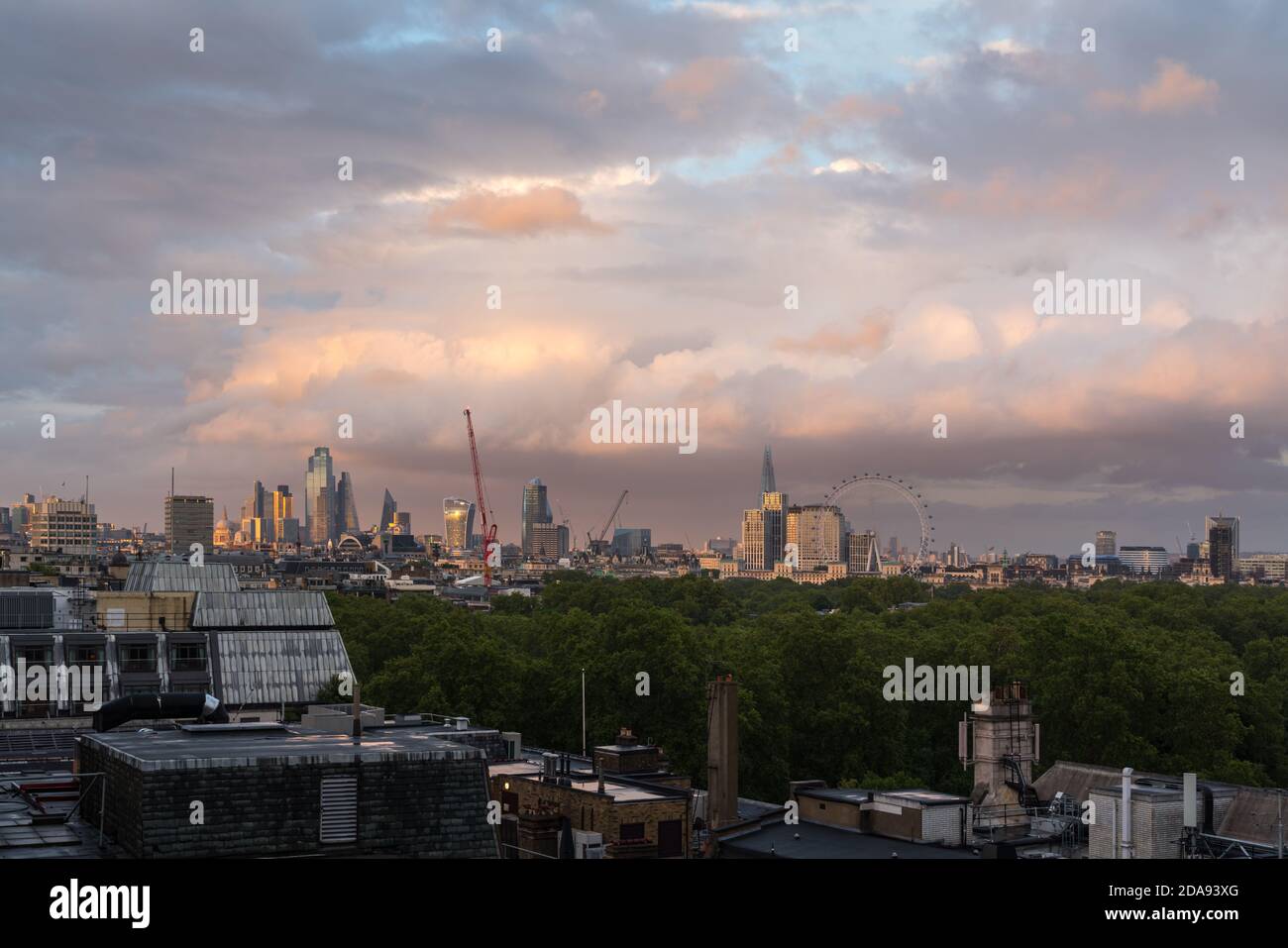 Stunning Sunrise over the city of London Stock Photo