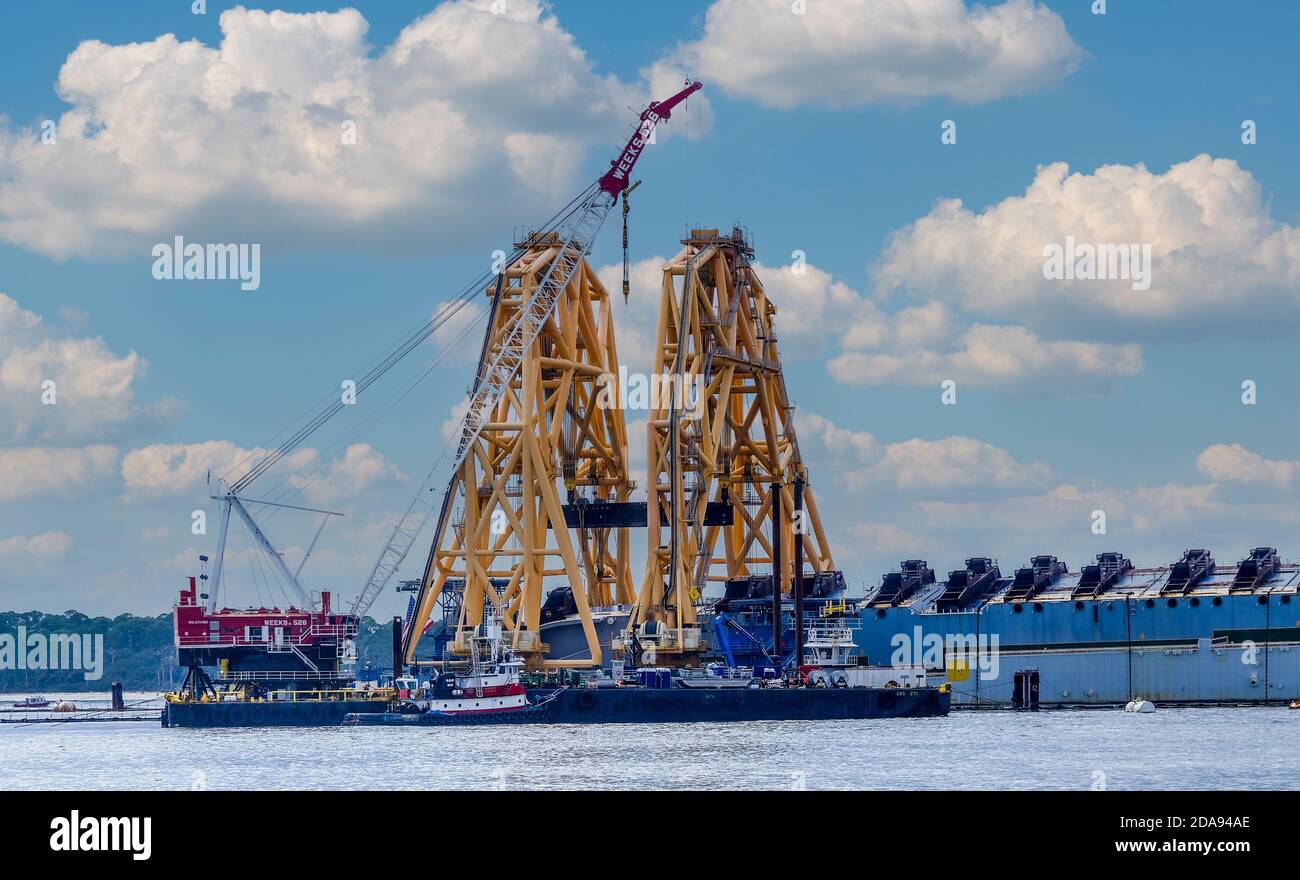 Capsized vessel hi-res stock photography and images - Alamy