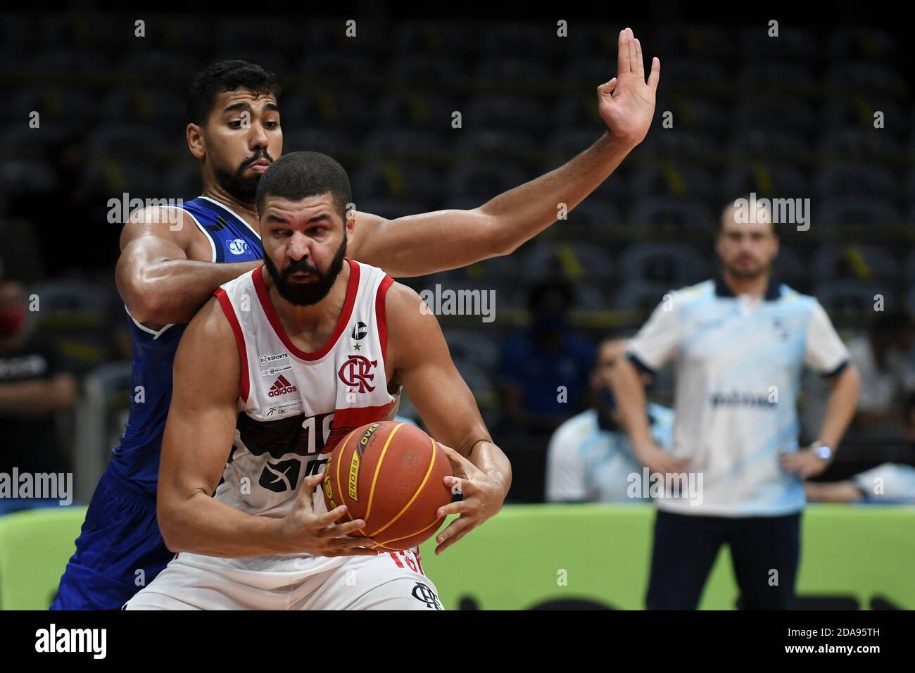 New brazil basketball hi-res stock photography and images - Page 2