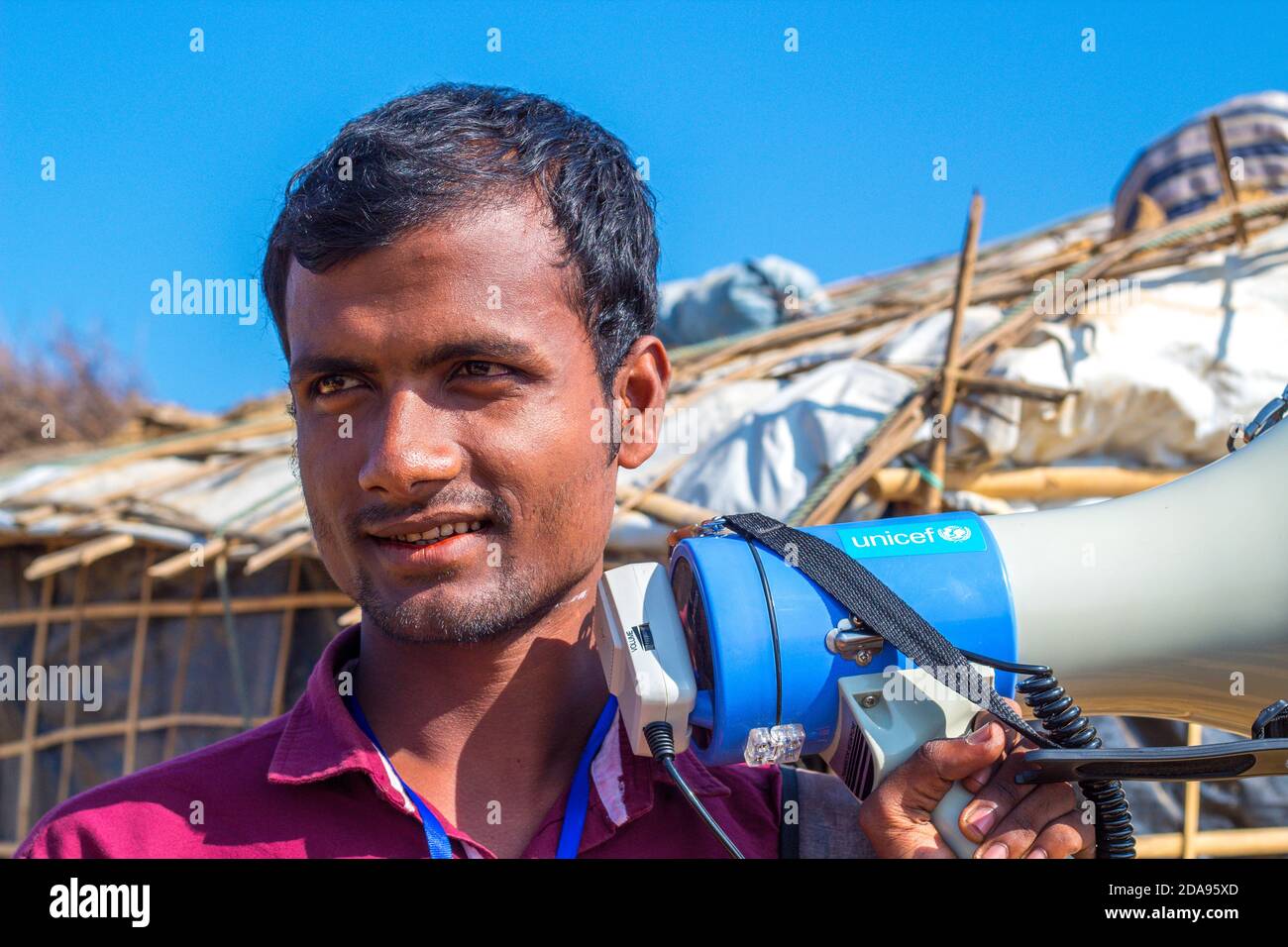 A UNIVER worker at the Rohingya refugee camp in Coxsbazar, Bangladesh. The photo was taken in November 2017 Stock Photo