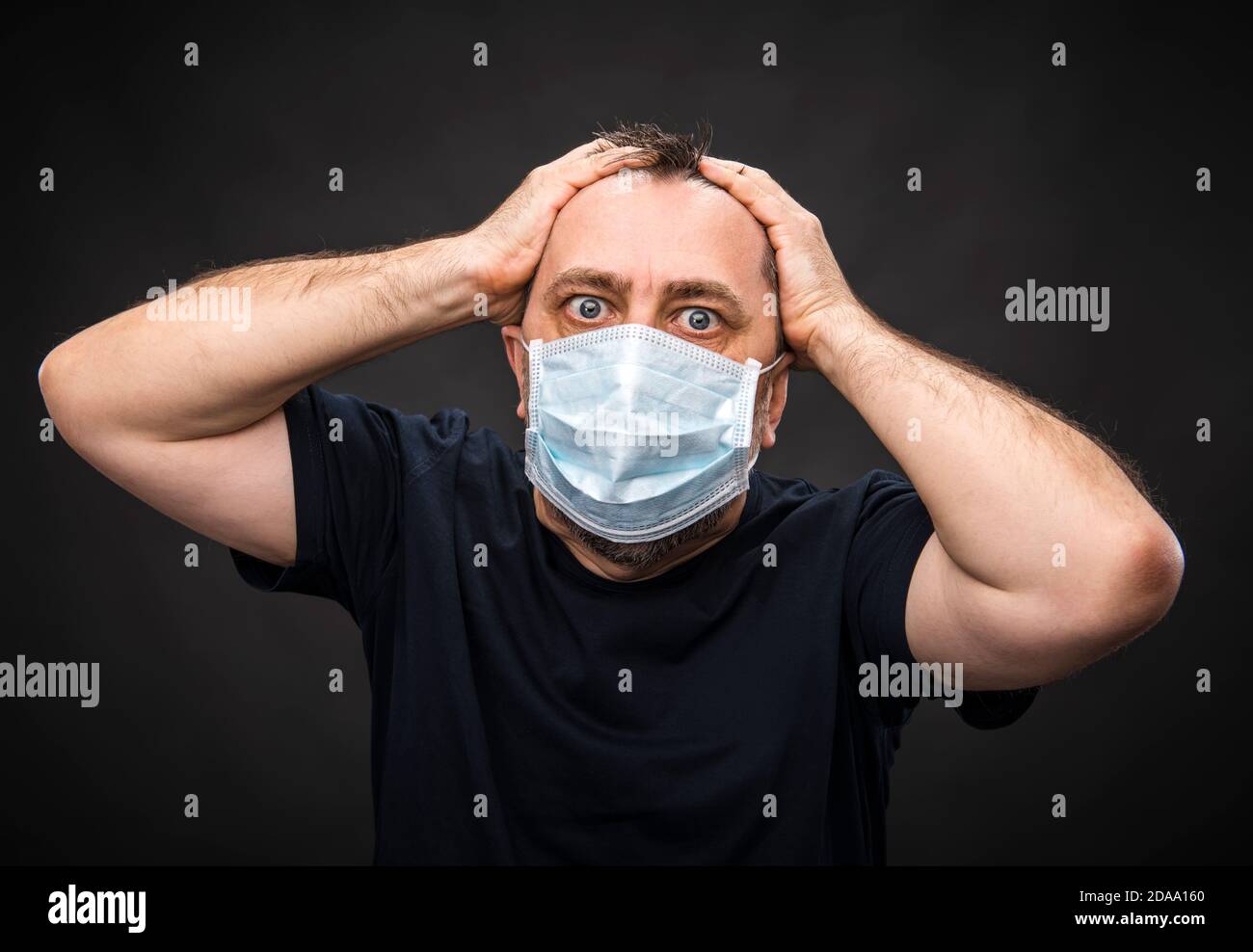 Portrait of sick old man in medical mask Stock Photo - Alamy