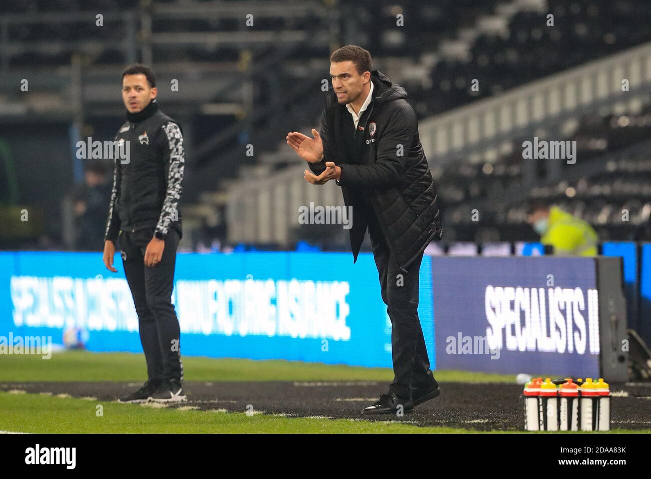 Valerien Ismael manager of Barnsley applauds his players Stock Photo ...