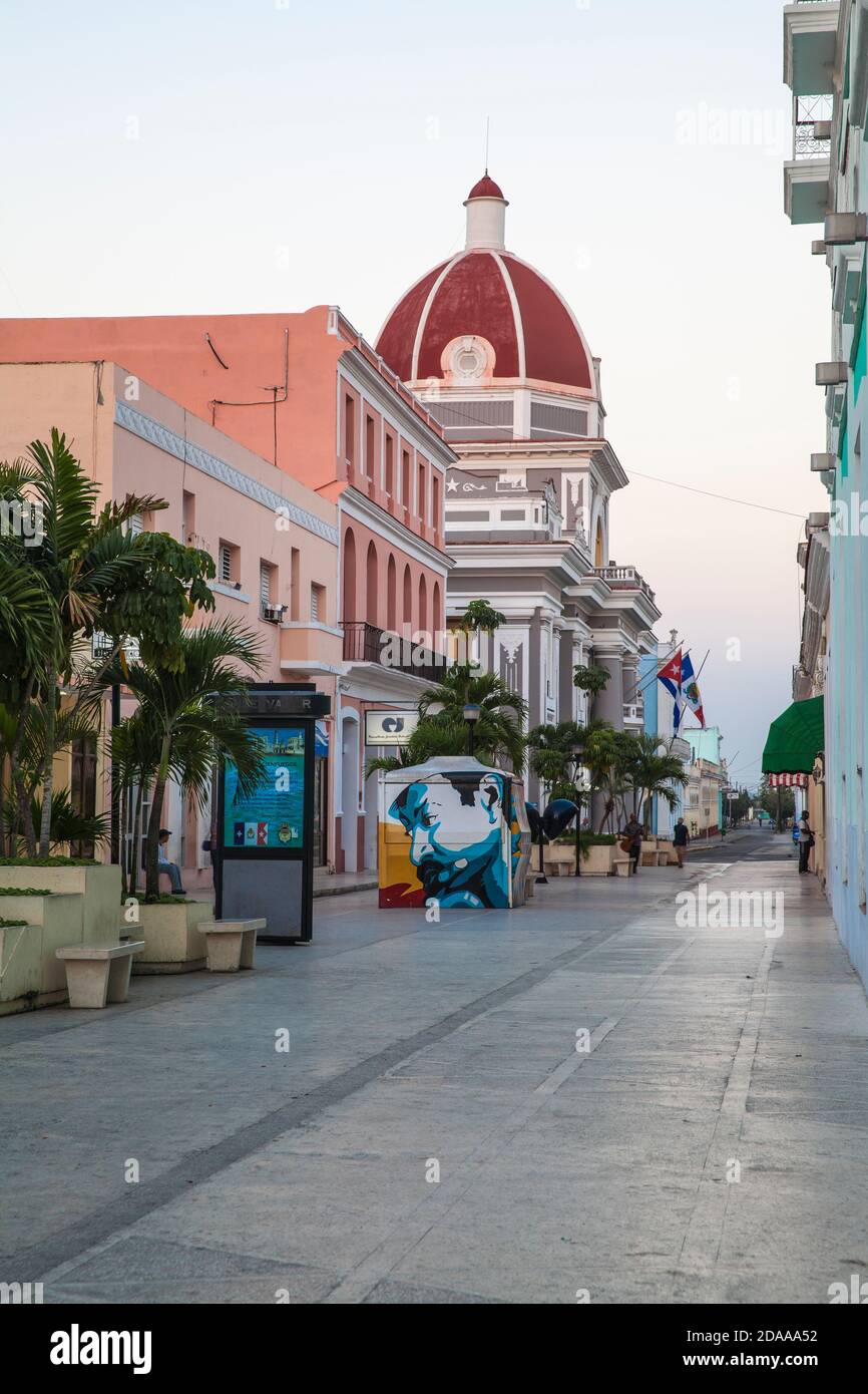 Cuba, Cienfuegos, Pedestrian Boulevard leading to Palacio de Gobierno - City Hall Stock Photo