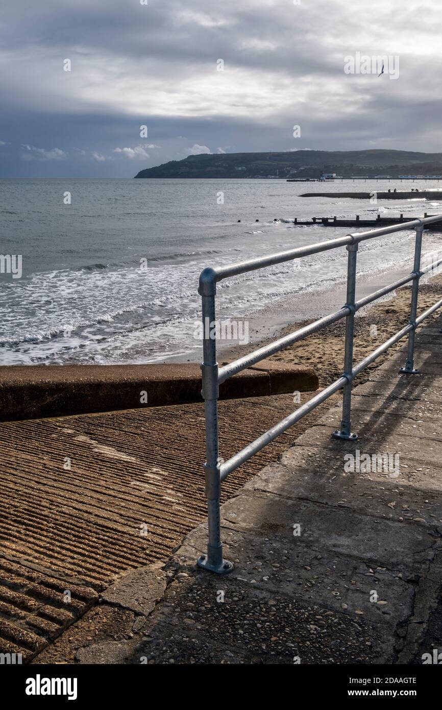 Beach railings ramp hi-res stock photography and images - Alamy