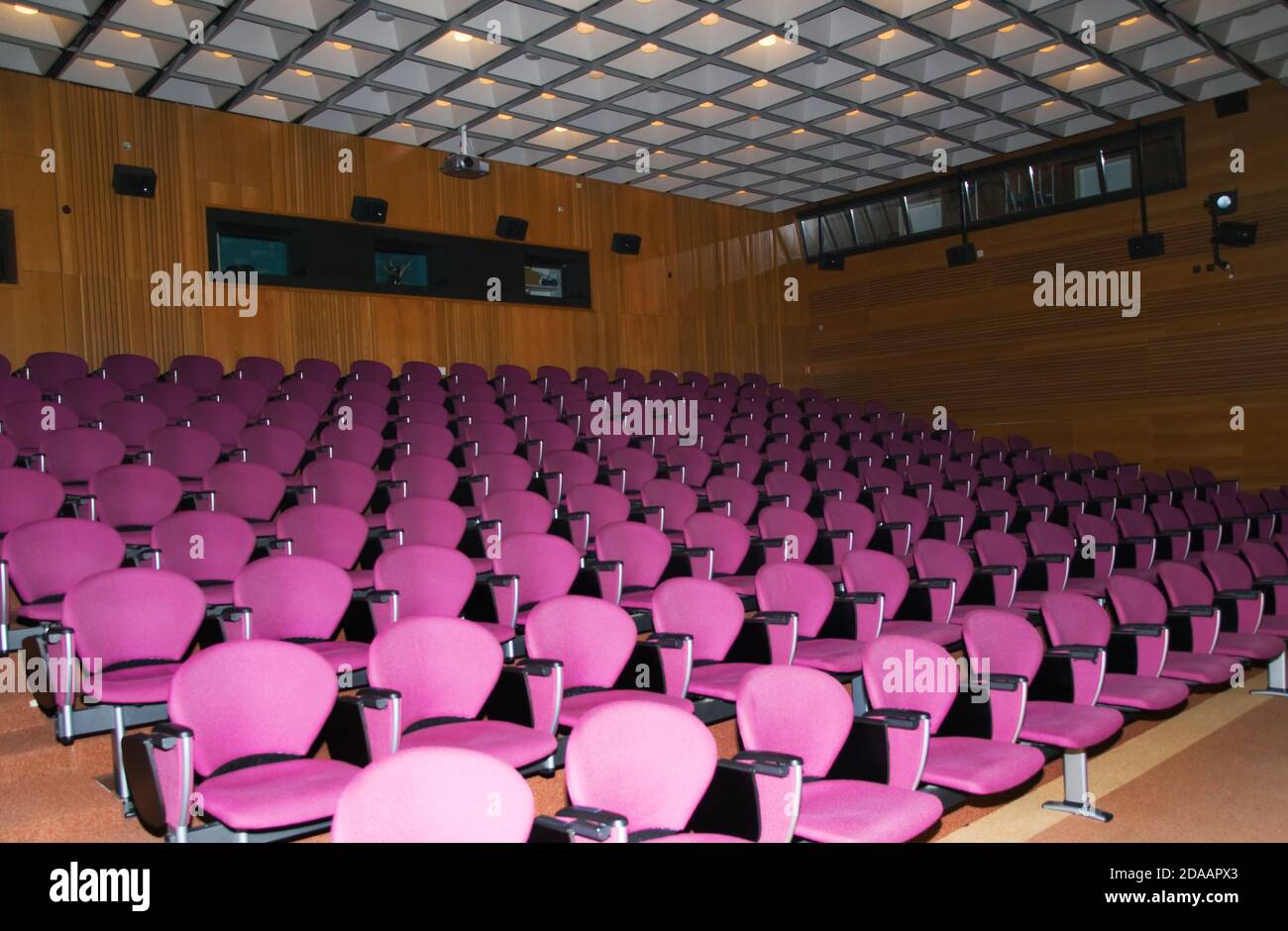 Modern conference hall for education Stock Photo Alamy
