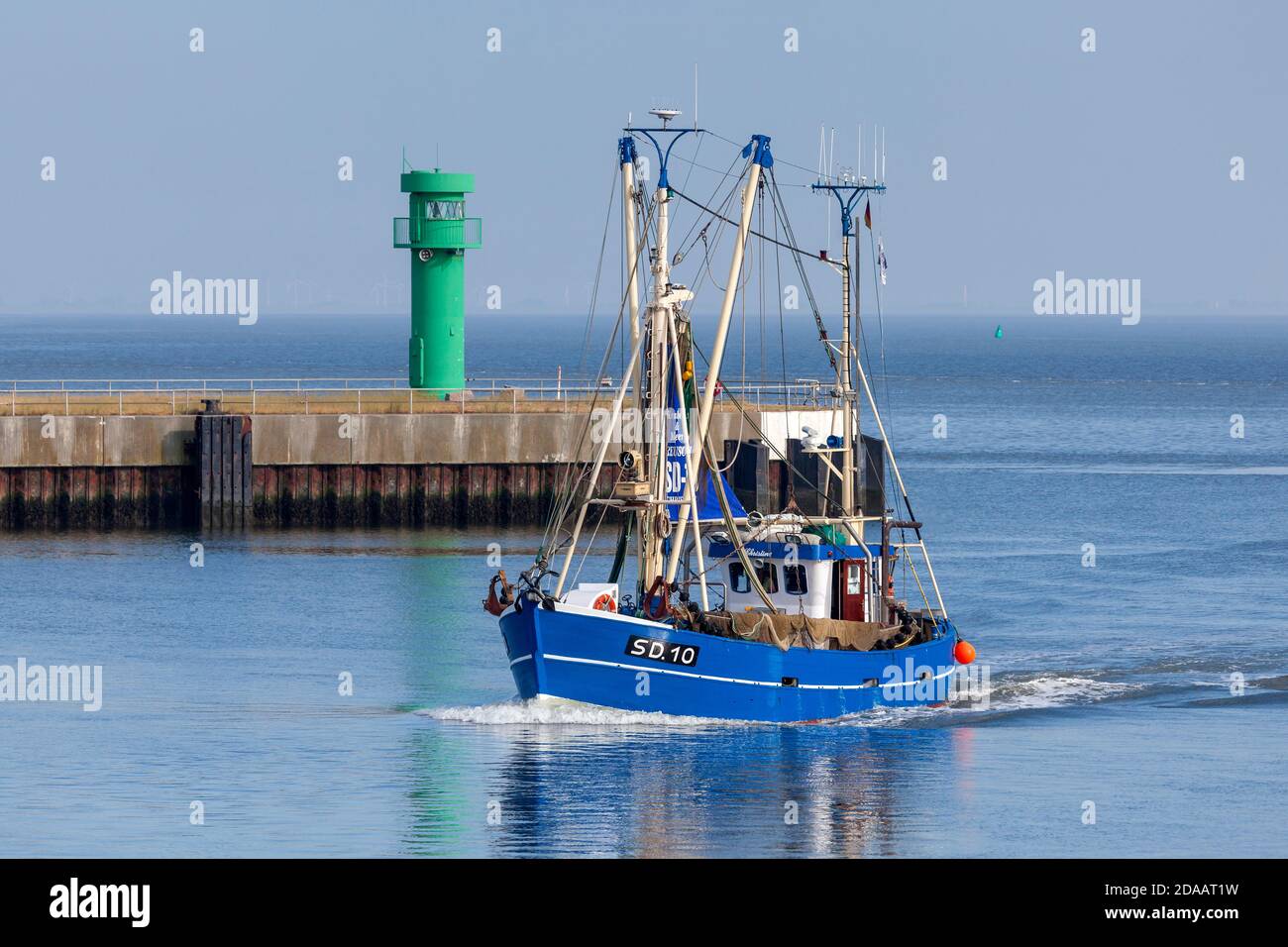 geography / travel, Germany, Schleswig-Holstein, Buesum, shrimper at the harbour entry, Buesum, Dithma, Additional-Rights-Clearance-Info-Not-Available Stock Photo