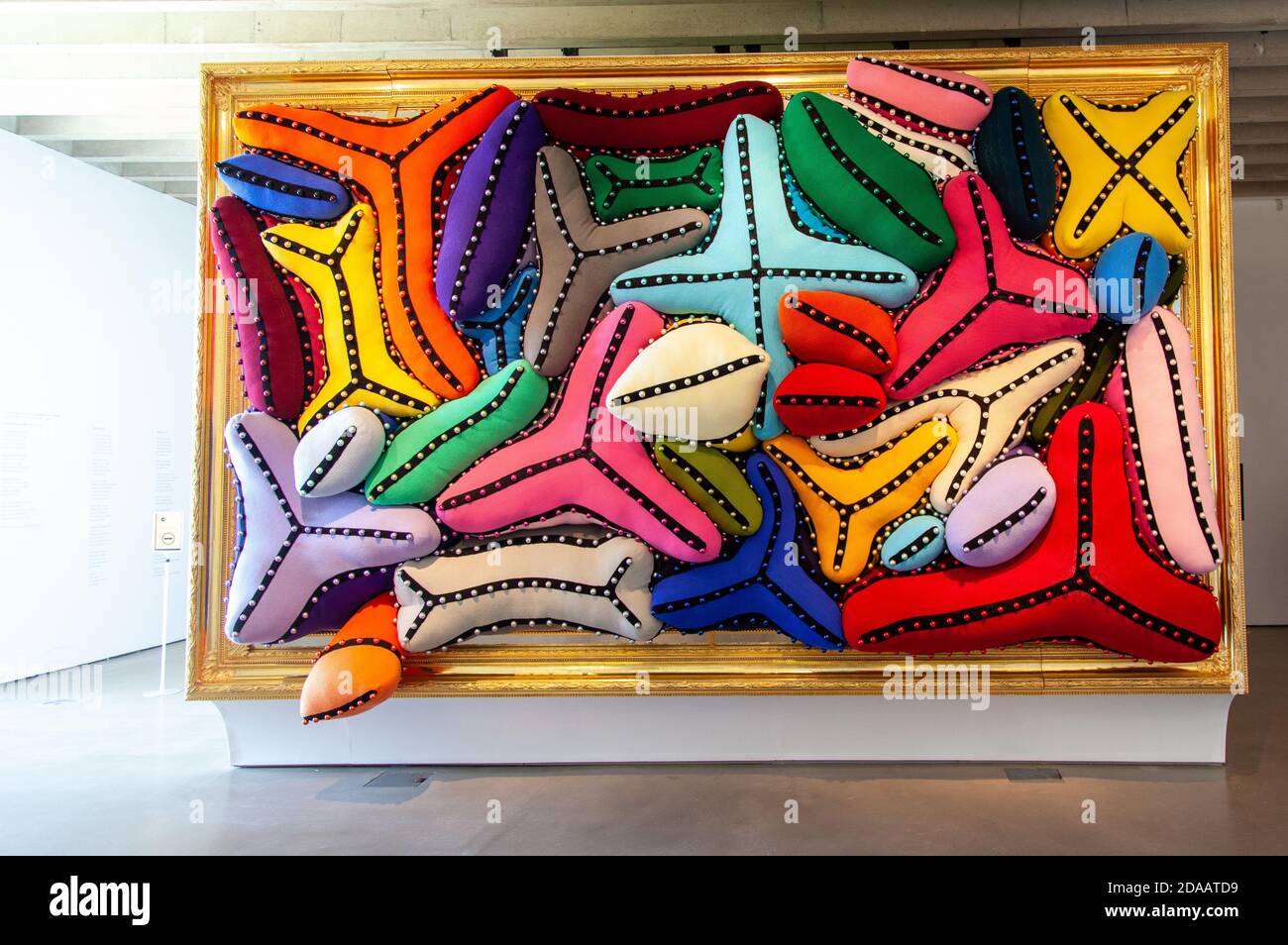 Joana vasconcelos hi-res stock photography and images - Alamy