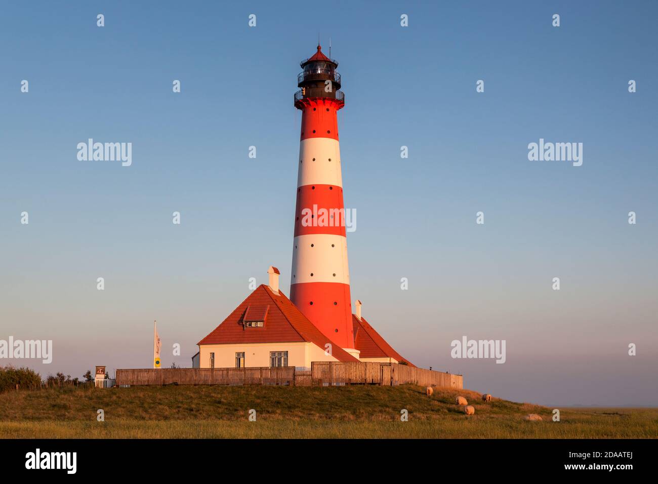 Westerheversand lighthouse germany hi-res stock photography and images ...