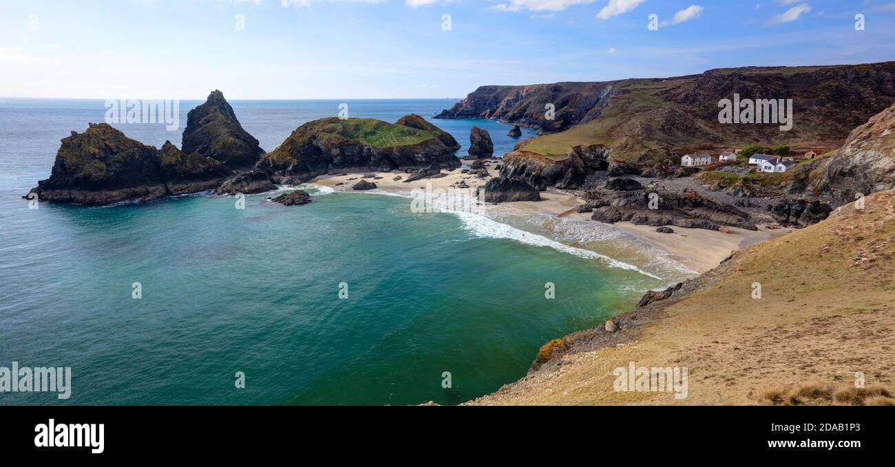 Kynance Cove, a little piece of France in Cornwall Stock Photo - Alamy