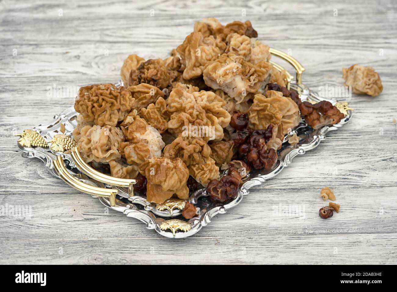 Calf Brain Mushroom High Resolution Stock Photography and Images Alamy
