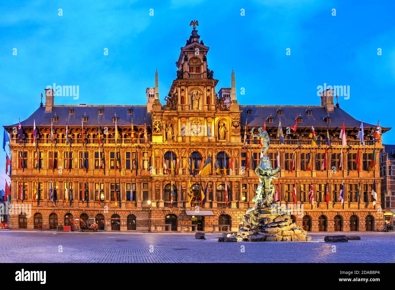 Twilight scene of Antwerp City Hall in the Grote Markt (Main Square), Belgium, a UNESCO World Heritage Site and among the first buildings in New Reina Stock Photo