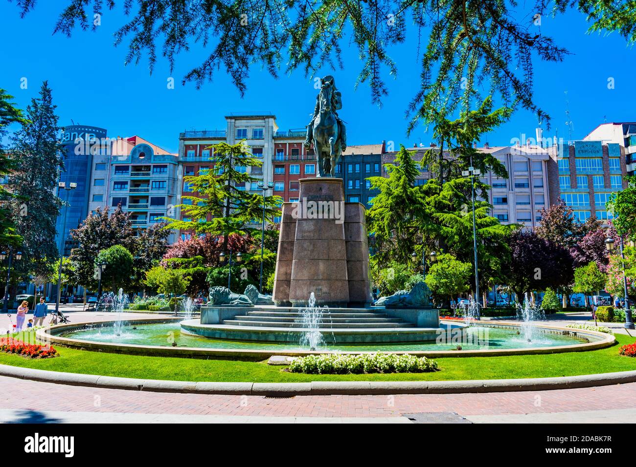 Monument to General Espartero, sculptural ensemble of 11,130 kilos of bronze, whose main part is an equestrian statue that represents the politician a Stock Photo